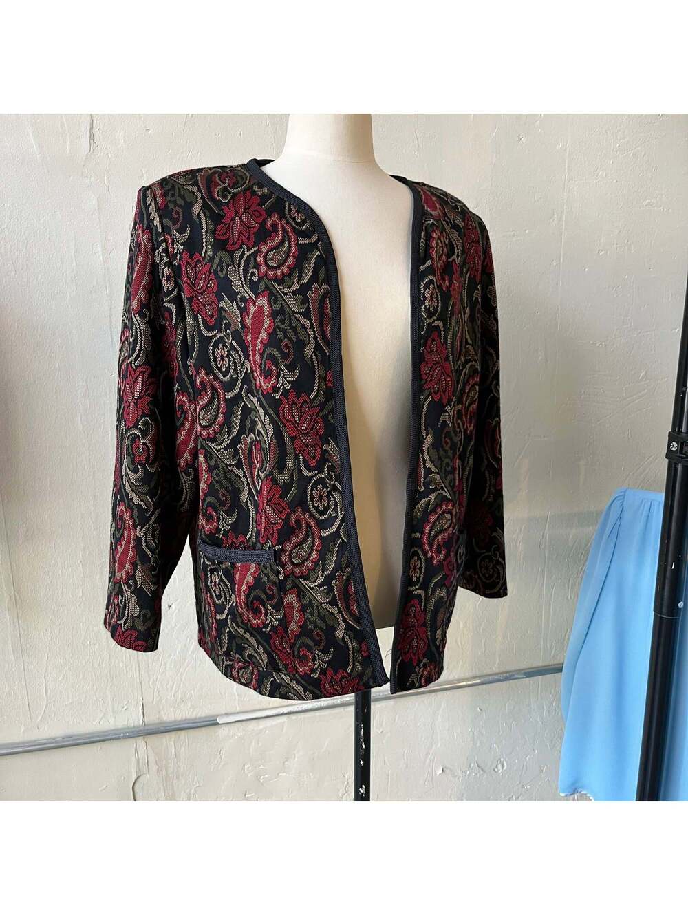 Tapestry Blazer (18)